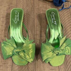 Circus by Sam Edelman Vibrant Green Bow Sandals